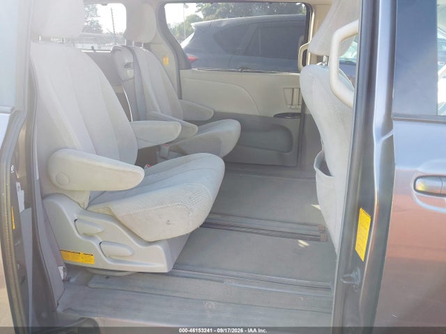 Aukcja sprzedaży 2013 Toyota Sienna Le V6 8 Passenger, vin: 5TDKK3DC6DS402858, numer aukcji: 46153241