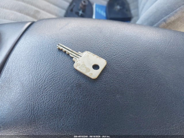 46153248 :رقم المزاد ، 2G1FP22K8V2117355 vin ، 1997 Chevrolet Camaro مزاد بيع