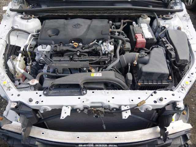 2022 Toyota Camry Le მანქანა იყიდება აუქციონზე, vin: 4T1R11AKXNU057585, აუქციონის ნომერი: 46153250