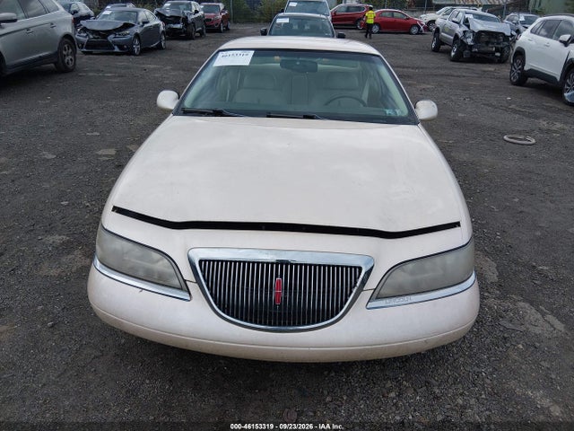 46153319 :رقم المزاد ، 1LNFM91V3WY700713 vin ، 1998 Lincoln Mark Viii مزاد بيع