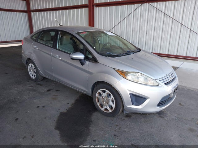 46153354 :رقم المزاد ، 3FADP4AJ2CM103195 vin ، 2012 Ford Fiesta S مزاد بيع