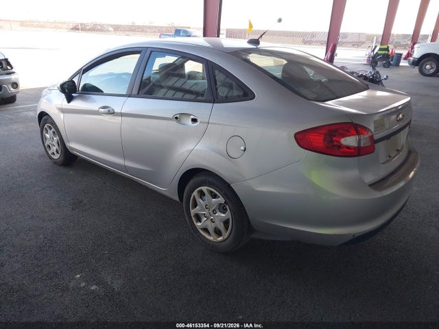 46153354 :رقم المزاد ، 3FADP4AJ2CM103195 vin ، 2012 Ford Fiesta S مزاد بيع