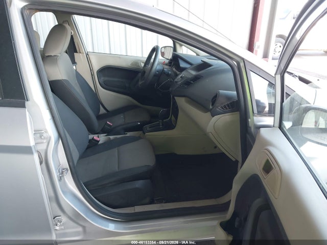 46153354 :رقم المزاد ، 3FADP4AJ2CM103195 vin ، 2012 Ford Fiesta S مزاد بيع