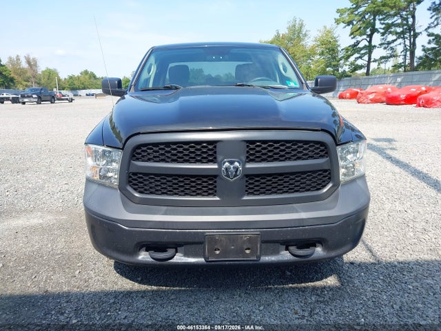 46153364 :رقم المزاد ، 1C6RR7KG9JS166756 vin ، 2018 Ram 1500 Tradesman  4x4 5'7 Box مزاد بيع