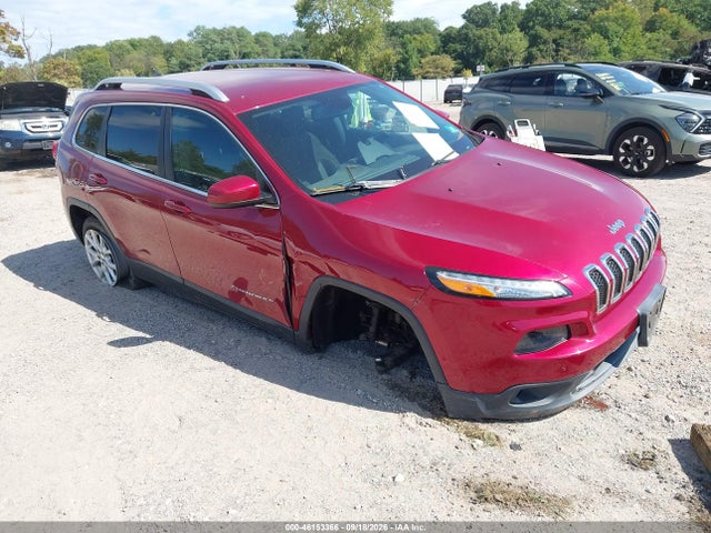 2016 Jeep Cherokee Latitude მანქანა იყიდება აუქციონზე, vin: 1C4PJMCS3GW333428, აუქციონის ნომერი: 46153366