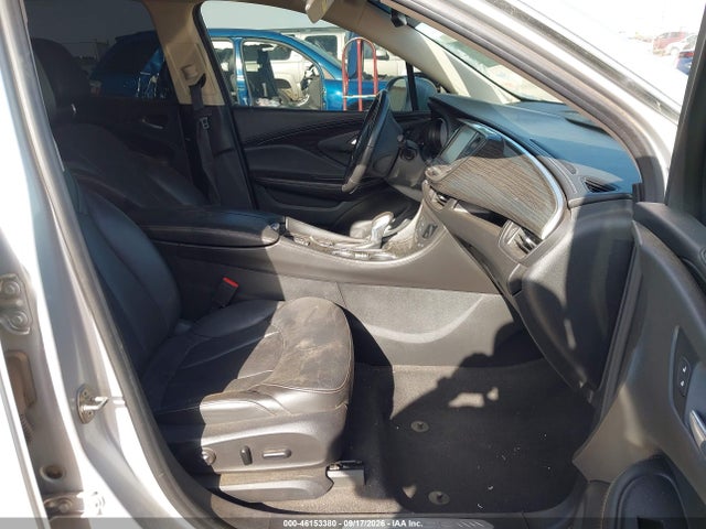 46153380 :رقم المزاد ، LRBFX2SA1JD009600 vin ، 2018 Buick Envision Essence مزاد بيع
