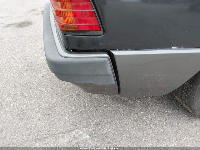 46153426 :رقم المزاد ، WDBDA28D2MF857911 vin ، 1991 Mercedes-benz 190 E 2.3 مزاد بيع