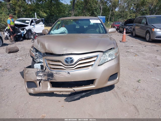 46153448 :رقم المزاد ، 4T1BF3EK0BU130905 vin ، 2011 Toyota Camry Le مزاد بيع