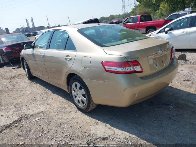 46153448 :رقم المزاد ، 4T1BF3EK0BU130905 vin ، 2011 Toyota Camry Le مزاد بيع