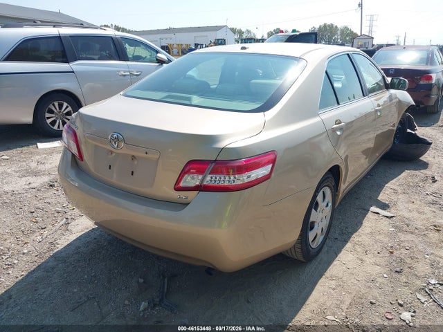 46153448 :رقم المزاد ، 4T1BF3EK0BU130905 vin ، 2011 Toyota Camry Le مزاد بيع