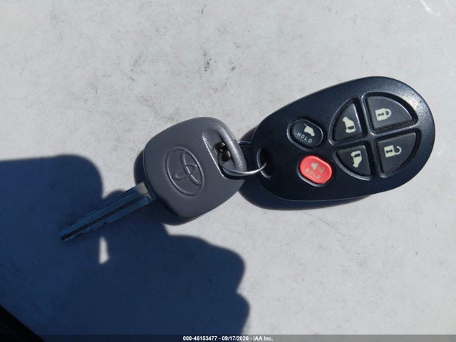 2008 Toyota Sienna Xle მანქანა იყიდება აუქციონზე, vin: 5TDZK22C28S206661, აუქციონის ნომერი: 46153477