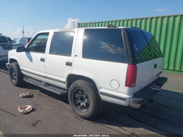 Продажа на аукционе авто 1999 Chevrolet Tahoe Ls, vin: 1GNEK13R3XJ526490, номер лота: 46153493