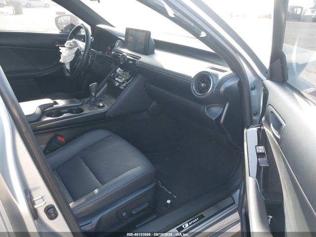 46153566 :رقم المزاد ، JTHBA1D22S5133810 vin ، 2025 Lexus Is 300 F Sport Design مزاد بيع