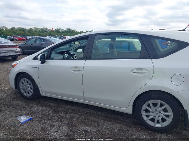 46153569 :رقم المزاد ، JTDZN3EU8C3080088 vin ، 2012 Toyota Prius V Three مزاد بيع