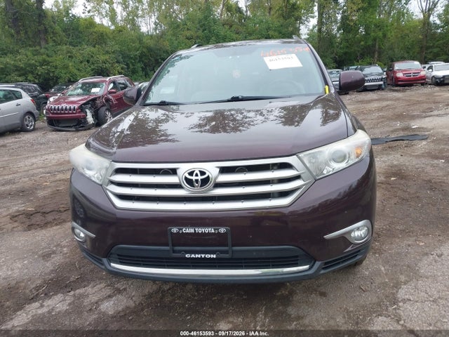 2012 Toyota Highlander Base V6 მანქანა იყიდება აუქციონზე, vin: 5TDBK3EHXCS102247, აუქციონის ნომერი: 46153593