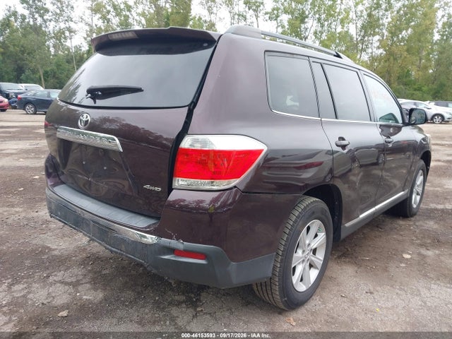 2012 Toyota Highlander Base V6 მანქანა იყიდება აუქციონზე, vin: 5TDBK3EHXCS102247, აუქციონის ნომერი: 46153593