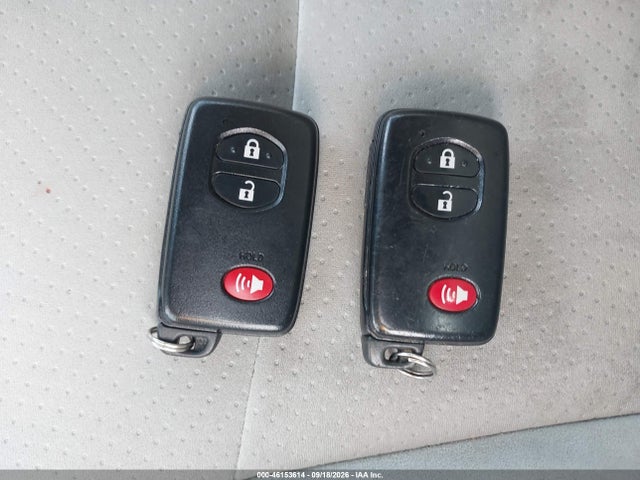 2011 Toyota Prius Two მანქანა იყიდება აუქციონზე, vin: JTDKN3DU4B5354814, აუქციონის ნომერი: 46153614