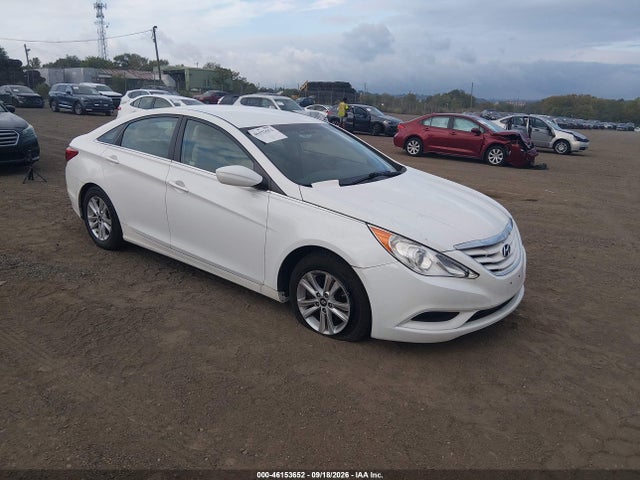2011 Hyundai Sonata Gls მანქანა იყიდება აუქციონზე, vin: 5NPEB4AC5BH204136, აუქციონის ნომერი: 46153652