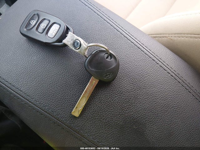 2011 Hyundai Sonata Gls მანქანა იყიდება აუქციონზე, vin: 5NPEB4AC5BH204136, აუქციონის ნომერი: 46153652
