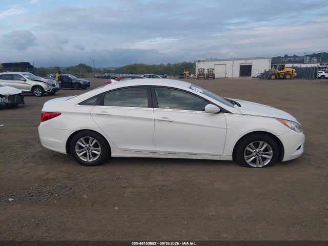2011 Hyundai Sonata Gls მანქანა იყიდება აუქციონზე, vin: 5NPEB4AC5BH204136, აუქციონის ნომერი: 46153652