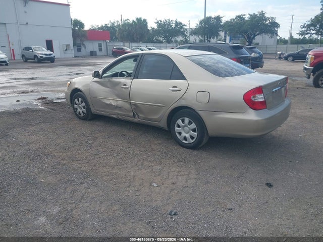 46153675 :رقم المزاد ، 4T1BE32K43U124176 vin ، 2003 Toyota Camry Le مزاد بيع