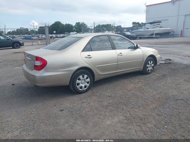 46153675 :رقم المزاد ، 4T1BE32K43U124176 vin ، 2003 Toyota Camry Le مزاد بيع