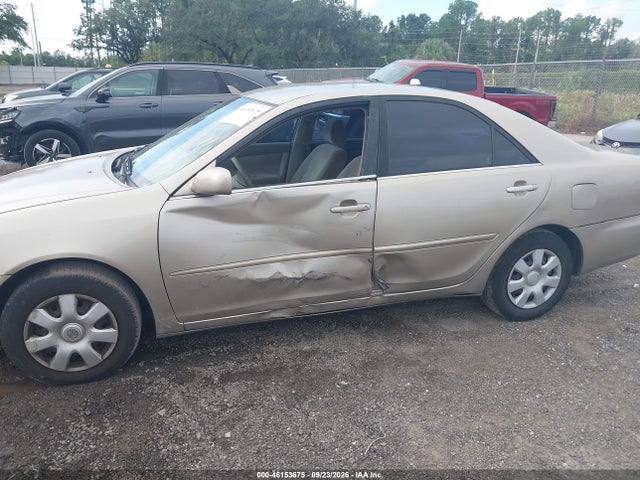 46153675 :رقم المزاد ، 4T1BE32K43U124176 vin ، 2003 Toyota Camry Le مزاد بيع