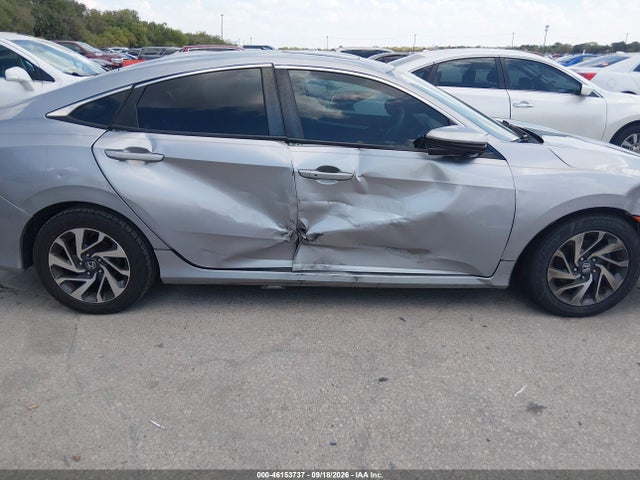 46153737 :رقم المزاد ، 19XFC2F75GE047253 vin ، 2016 Honda Civic Ex مزاد بيع