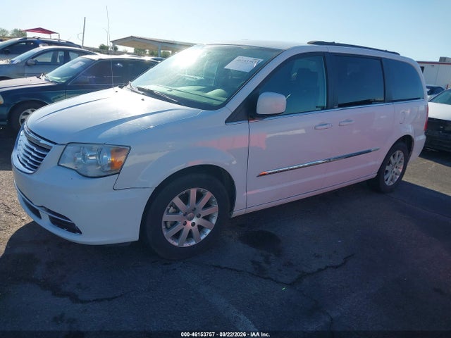 2014 Chrysler Town & Country Touring მანქანა იყიდება აუქციონზე, vin: 2C4RC1BG0ER271832, აუქციონის ნომერი: 46153757