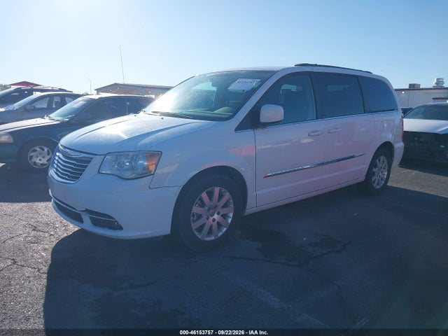 2014 Chrysler Town & Country Touring მანქანა იყიდება აუქციონზე, vin: 2C4RC1BG0ER271832, აუქციონის ნომერი: 46153757