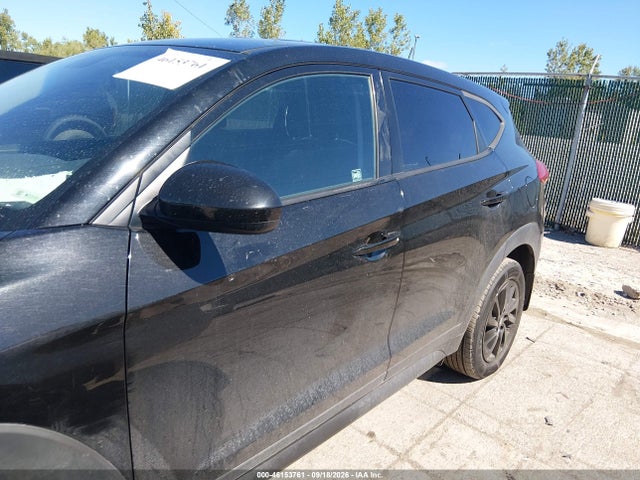 Aukcja sprzedaży 2017 Hyundai Tucson Se, vin: KM8J23A45HU538971, numer aukcji: 46153761