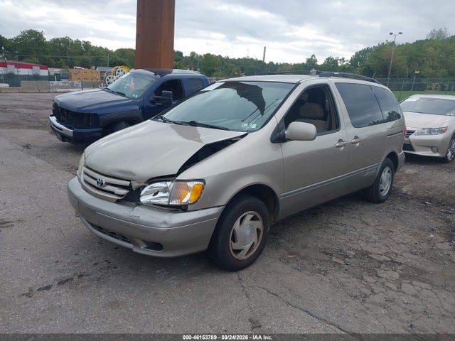 2002 Toyota Sienna Le მანქანა იყიდება აუქციონზე, vin: 4T3ZF13C32U489042, აუქციონის ნომერი: 46153789