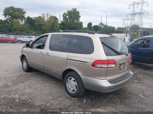 2002 Toyota Sienna Le მანქანა იყიდება აუქციონზე, vin: 4T3ZF13C32U489042, აუქციონის ნომერი: 46153789