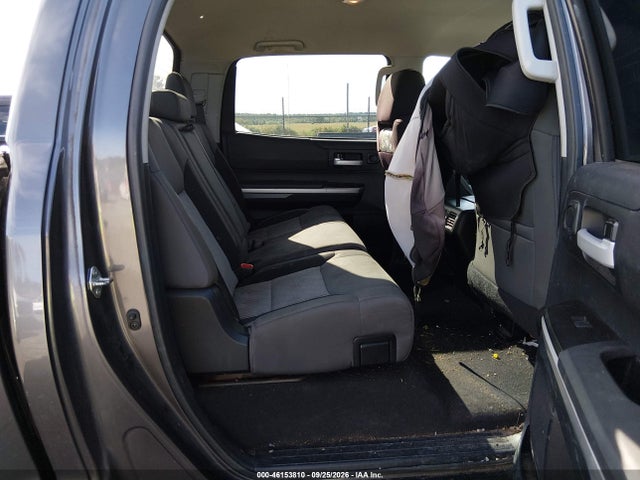 46153810 :رقم المزاد ، 5TFDY5F15FX450136 vin ، 2015 Toyota Tundra Sr5 5.7l V8 مزاد بيع