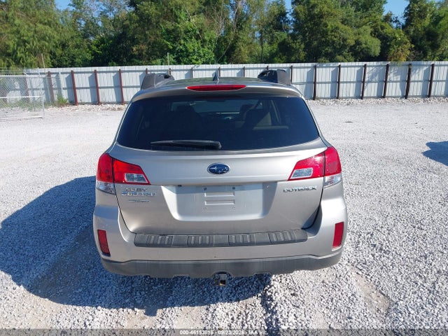 46153815 :رقم المزاد ، 4S4BRCDC1E3277391 vin ، 2014 Subaru Outback 2.5i Premium مزاد بيع