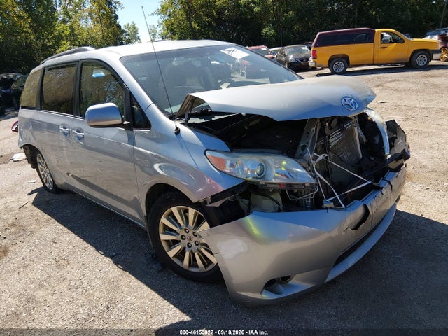 2014 Toyota Sienna Le 7 Passenger მანქანა იყიდება აუქციონზე, vin: 5TDJK3DC9ES084425, აუქციონის ნომერი: 46153822