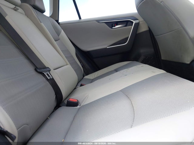 Продажа на аукционе авто 2023 Toyota Rav4 Hybrid Limited, vin: JTMD6RFV2PD547443, номер лота: 46153824