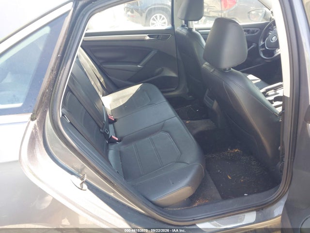 Продажа на аукционе авто 2016 Volkswagen Passat 1.8t R-line, vin: 1VWAT7A34GC064061, номер лота: 46153870
