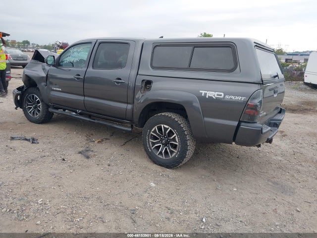 Продажа на аукционе авто 2015 Toyota Tacoma Base V6, vin: 3TMLU4EN3FM189410, номер лота: 46153901