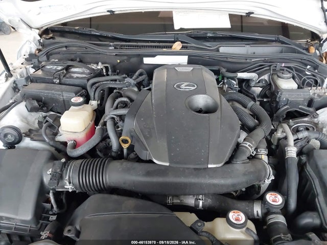 46153970 :رقم المزاد ، JTHBA1D24J5066917 vin ، 2018 Lexus Is 300 مزاد بيع