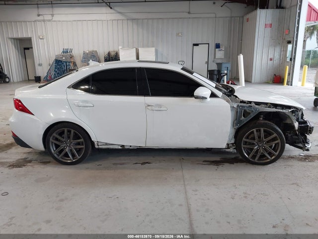 46153970 :رقم المزاد ، JTHBA1D24J5066917 vin ، 2018 Lexus Is 300 مزاد بيع