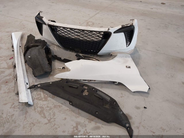 46153970 :رقم المزاد ، JTHBA1D24J5066917 vin ، 2018 Lexus Is 300 مزاد بيع