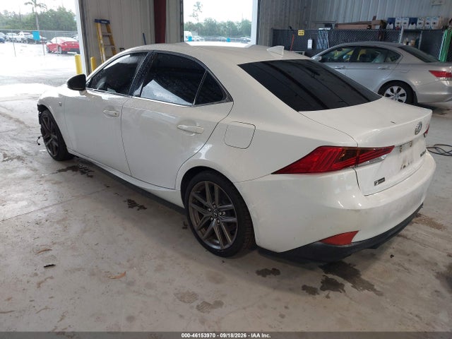 46153970 :رقم المزاد ، JTHBA1D24J5066917 vin ، 2018 Lexus Is 300 مزاد بيع
