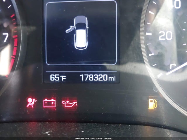 Продажа на аукционе авто 2017 Hyundai Tucson Se, vin: KM8J23A41HU375249, номер лота: 46153976