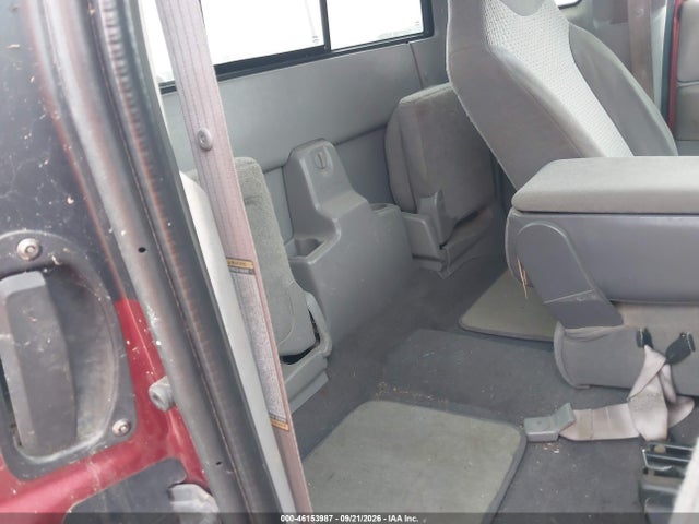 2000 Mazda B3000 Se მანქანა იყიდება აუქციონზე, vin: 4F4ZR17V2YTM08232, აუქციონის ნომერი: 46153987