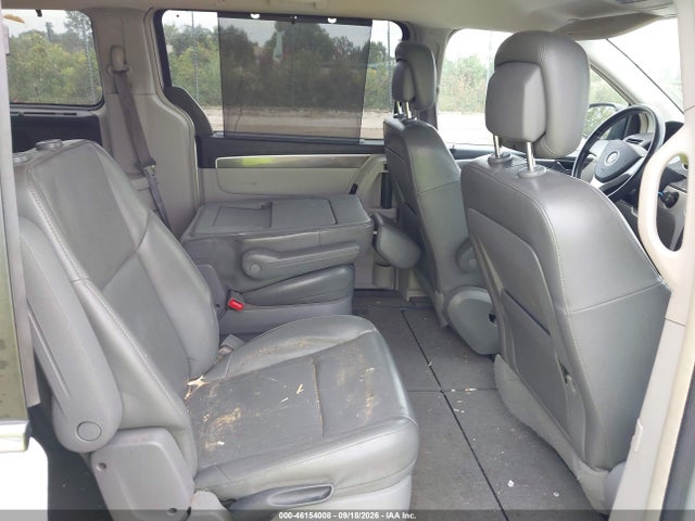 46154008 :رقم المزاد ، 2V4RW3D17AR325123 vin ، 2010 Volkswagen Routan Se مزاد بيع