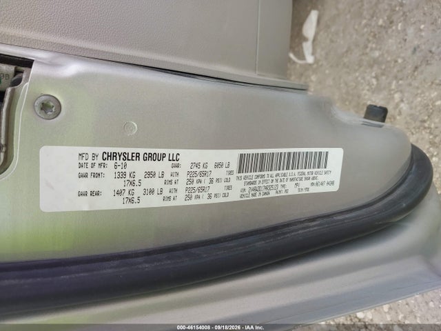 46154008 :رقم المزاد ، 2V4RW3D17AR325123 vin ، 2010 Volkswagen Routan Se مزاد بيع