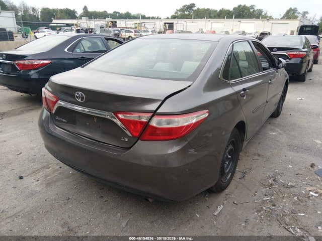 46154036 :رقم المزاد ، 4T1BF1FK4HU651119 vin ، 2017 Toyota Camry Le مزاد بيع