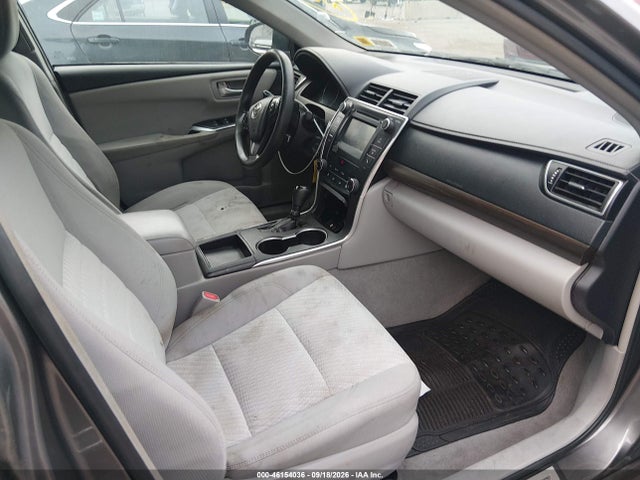 46154036 :رقم المزاد ، 4T1BF1FK4HU651119 vin ، 2017 Toyota Camry Le مزاد بيع