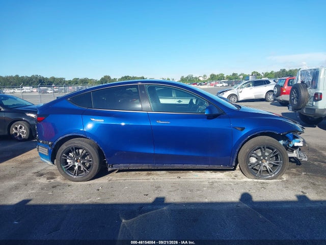 7SAYGAEE5RF129426 Tesla Model Y Long Range Dual Motor All-wheel Drive